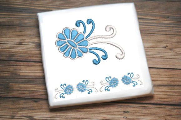 Elegant Blue White Flower: A Designer’s Holiday Review