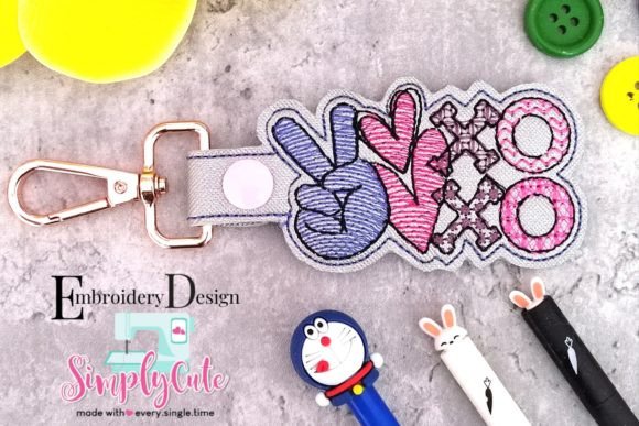Review: ITH Keychain Peace Love XOXO Valentine Design